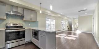 47 Wright Ave. Gallery 4