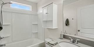 Modern 2BR/2BA Home | Built in 2023 | Private Yard | Mountain Views | EV Charger Gallery 14