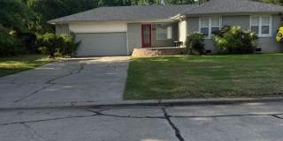 Home for Lease -  1215 Westlawn Drive in Norman, Oklahoma! Gallery 1