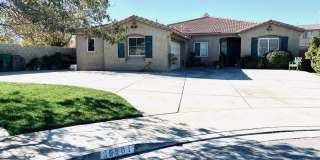 West Palmdale 4 bedroom Gallery 1