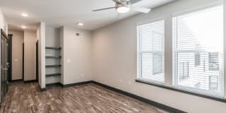 Vintage Gateway Apartments Gallery 29