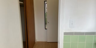 5424 Fifth Avenue Gallery 240