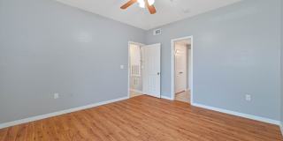 Now Available! 2 bed 2 bath condo in The Tides at Pelican Landing! Gallery 12