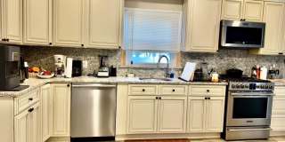 107 Fairview Avenue Gallery 6