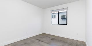 H Wood Apartments Gallery 84