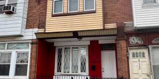 Newly Renovated 3-Bed Townhome in West Passyunk! Available NOW! Gallery 1