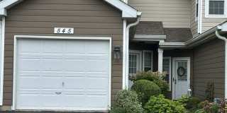 545 Woodcrest Drive Gallery 1
