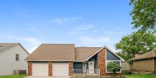 4 BR/2.5BA | Newly Renovated Single Family Home | 2-Car Covered Parking | Gated backyard! Gallery 1