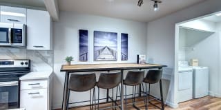 Woodlake Apartments Gallery 41