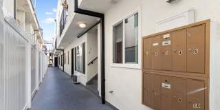 1021 N Genesee Ave Gallery 22