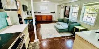 708 Dallas Road, Unit B Gallery 4