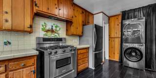 2 bed + 2 bath in amazing location!! Gallery 10