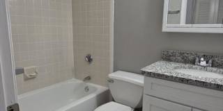 25 South Point Dr. Gallery 5