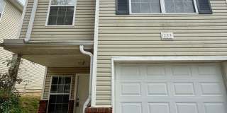 Crestview Townhouse Gallery 1