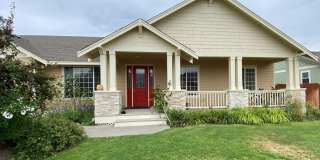 Large 3 Bed Home with Office, Fenced Yard, and Lawn Service! Gallery 3