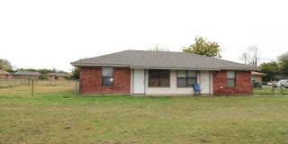 704 N 4th Street Gallery 1