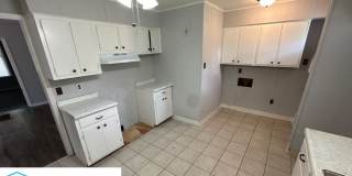 5786 Woodlawn Street 5786 Woodlawn Street Gallery 4