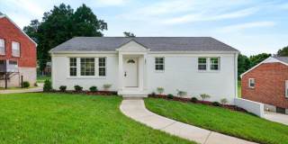 Beautiful Renovated 4 Bedroom Home For Rent With a Large Bonus Room! Beautiful Renovated 4 Bedroom Home For Rent With a Large Bonus Room! Gallery 1