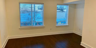 Stunning 2-Bed Condo with Private Roof Deck in Norris Square! Available mid-July! Gallery 9