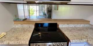 Convenient 2/2/1 with Lanai Gallery 23