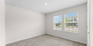 1332 Pierce Lane Gallery 15