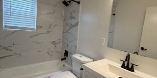 Livingston Gardens Gallery 22