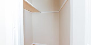 3749 W Sunnyside Ave 3749 W Sunnyside Ave Gallery 1