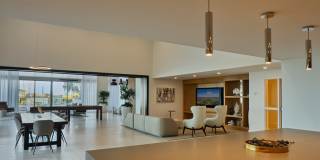 Ascent at Metropolitan Naples Gallery 24