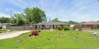 3 bedroom 1 1/2 bath home with flex space for rent! Gallery 1