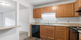 Parkside at Medicine Lake Gallery 3