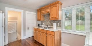 Quaint and Cozy One Bedroom Furnished Home In Florence Gallery 12