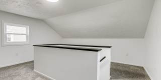 Available NOW - Private 2 Bedroom Home w/ Beautiful Updates! Gallery 16