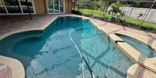 2715 MONTAGUE COURT E Gallery 3