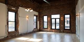 337 Broadway Street Gallery 4