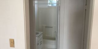3 bedroom 2 bath off Dickson St, cute front porch Gallery 10