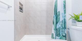 1156 SW 6th Ct Gallery 8