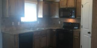 3 bedroom 2 bath home Mustang Schools Gallery 4