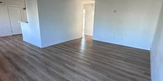 555-557 8th St. Gallery 10