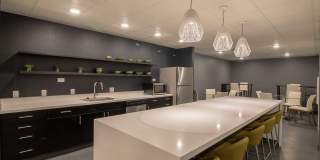 1515 Flats Gallery 32