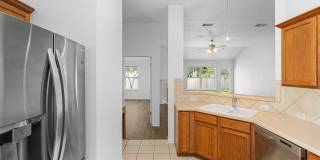 3 Bed, 2 Bath Home with Community Pool in Georgetown Gallery 14