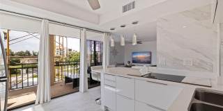 6145 SUN BOULEVARD Gallery 18