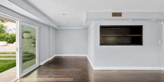 1759 N Beverly Dr Gallery 4