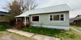 107 Adams Avenue Gallery 1