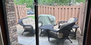 St Louis Park 2 Bedroom Town Home, Dishwasher, 1 Car Garage, Central Air, W/D Gallery 26