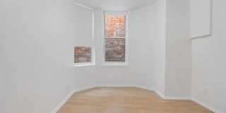 814 11TH Street NE Gallery 14