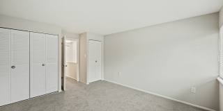 Beacon Pointe Apartments & Townhomes Gallery 18