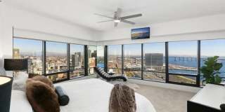 200 Harbor Dr. Gallery 6