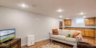 Beautiful 4BR 2BA Rambler in Roseville Gallery 16