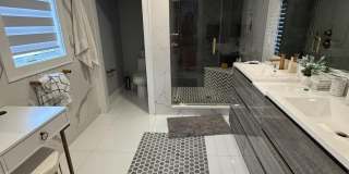 259 Roosevelt Avenue Gallery 19