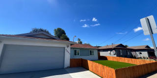 3 bedroom, 2 bath with 2 bonus rooms and huge fenced yards! 3 bedroom, 2 bath with 2 bonus rooms and huge fenced yards! Gallery 1
